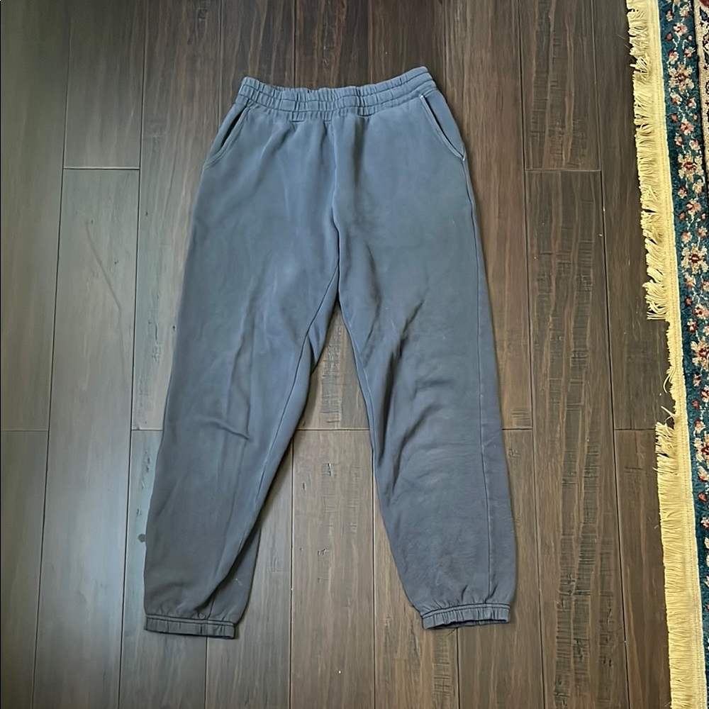Women’s Gray Jogger Pants